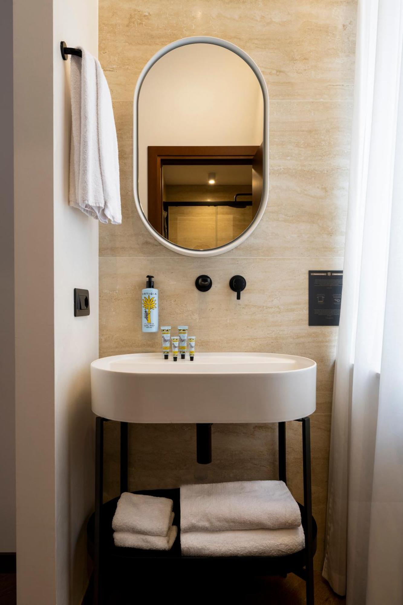 Boutique Hotel Piedra Rome City Centre Kültér fotó