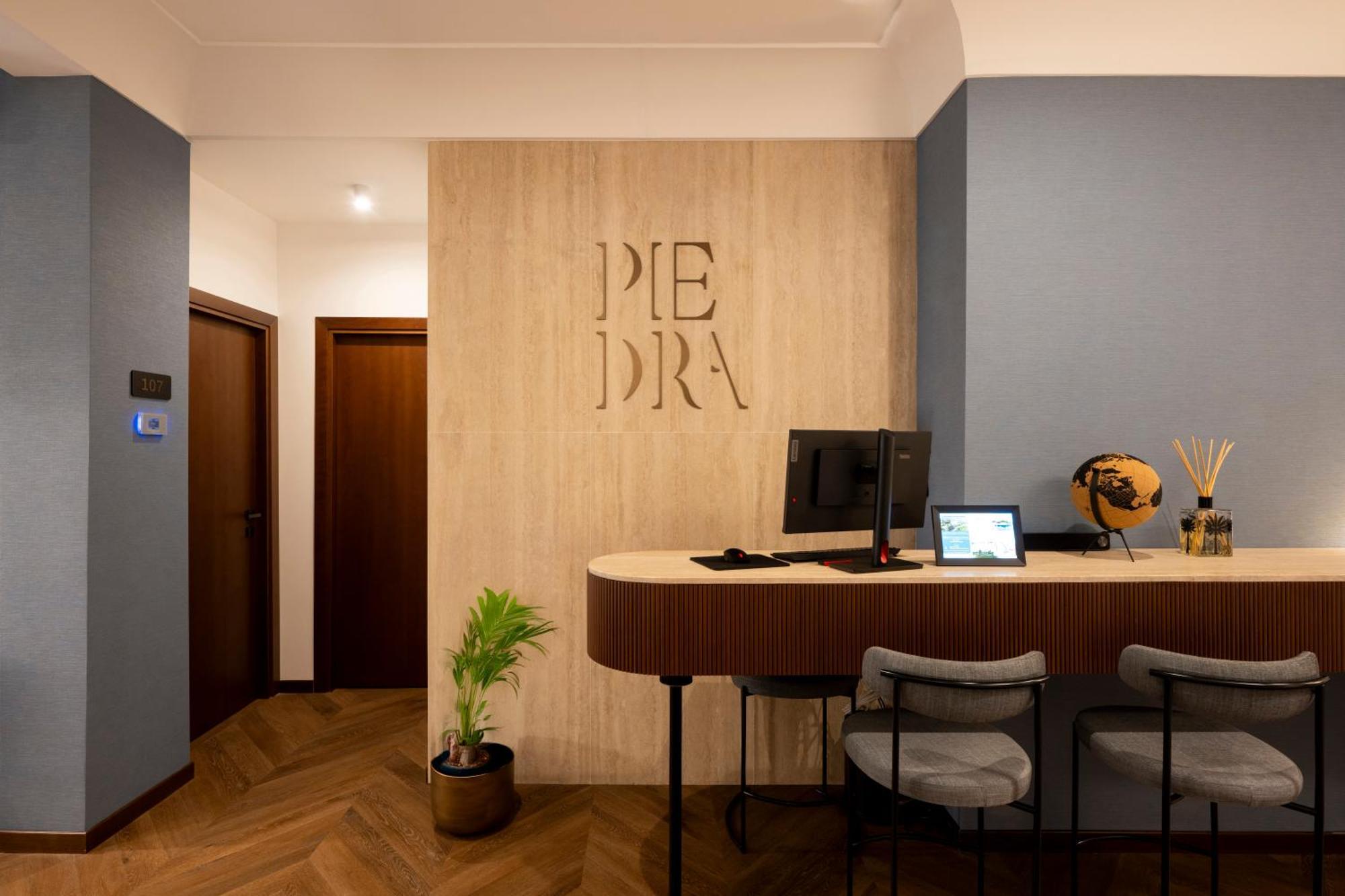 Boutique Hotel Piedra Rome City Centre Kültér fotó